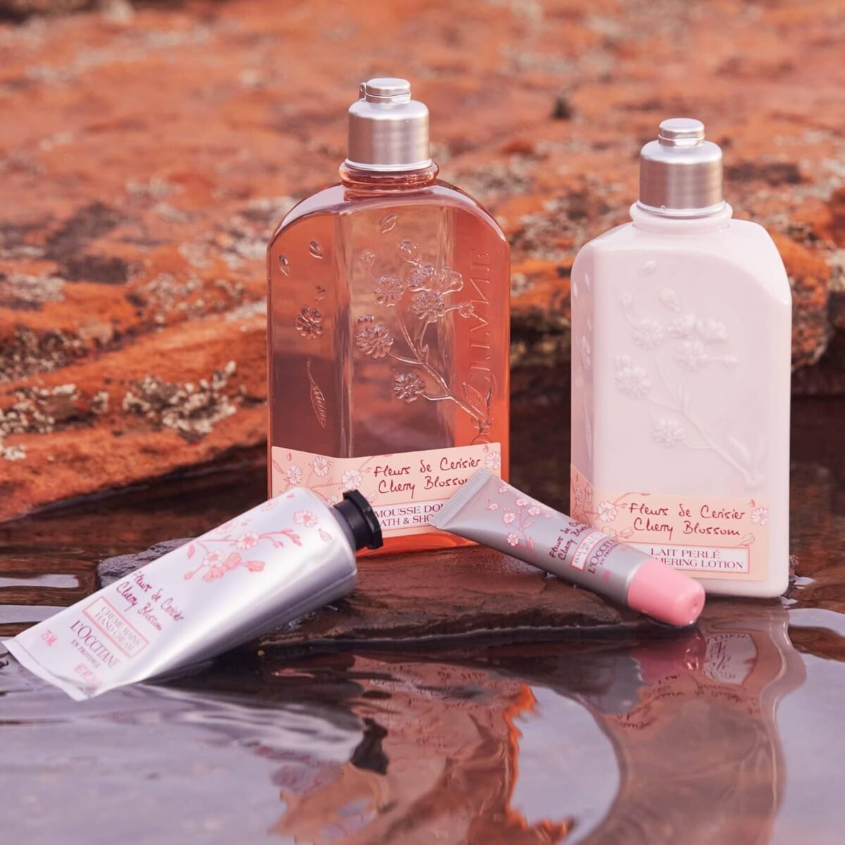 L'Occitane Cherry Blossom Bath & Shower Gel (250ml) - Image 2